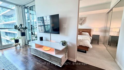 Photo 20 at 656 - 209 Fort York Boulevard S, Niagara, Toronto