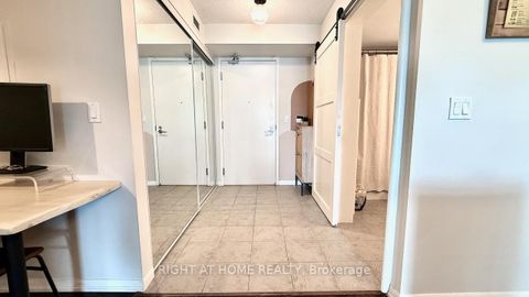 Photo 28 at 656 - 209 Fort York Boulevard S, Niagara, Toronto