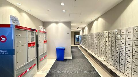Photo 35 at 656 - 209 Fort York Boulevard S, Niagara, Toronto