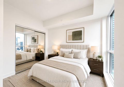 Photo 3 at 2301 - 327 King Street, Waterfront Communities C1, Toronto
