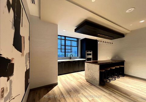 Photo 17 at 2301 - 327 King Street, Waterfront Communities C1, Toronto