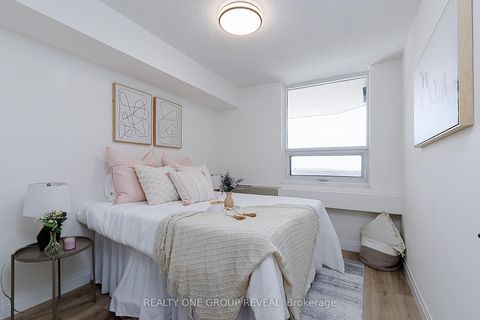 Photo 16 at 1509 - 121 Ling Road, West Hill, Toronto
