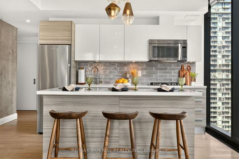 Photo 15 at 1804 - 224 King Street W, Waterfront Communities C1, Toronto