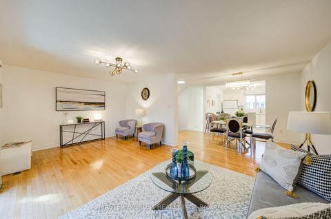 Photo 2 at 61 - 15 Brimwood Boulevard, Agincourt North, Toronto