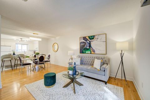 Photo 11 at 61 - 15 Brimwood Boulevard, Agincourt North, Toronto
