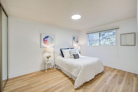 Photo 16 at 61 - 15 Brimwood Boulevard, Agincourt North, Toronto
