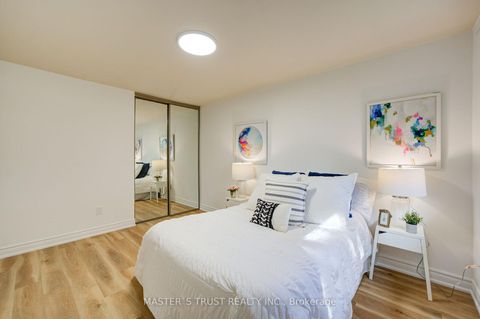 Photo 17 at 61 - 15 Brimwood Boulevard, Agincourt North, Toronto