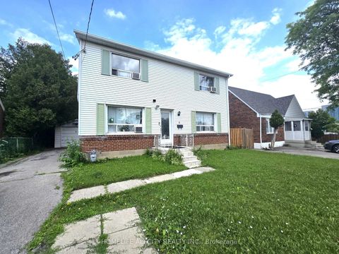 Photo 0 at 4 Bevdale Road N, Willowdale West, Toronto