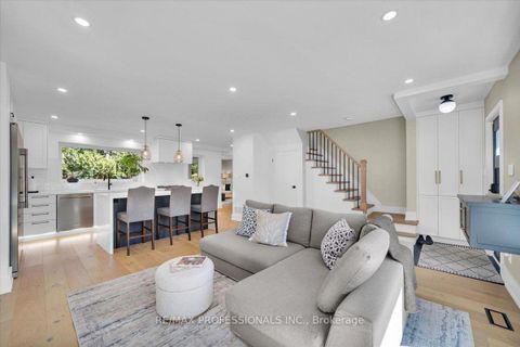 Photo 9 at 4 Winston Grove, Queensway, Toronto