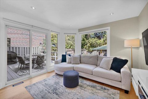 Photo 16 at 4 Winston Grove, Queensway, Toronto
