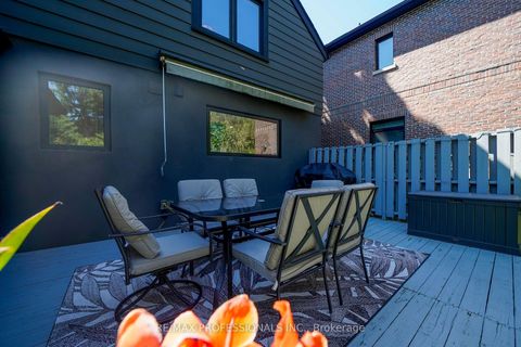 Photo 36 at 4 Winston Grove, Queensway, Toronto