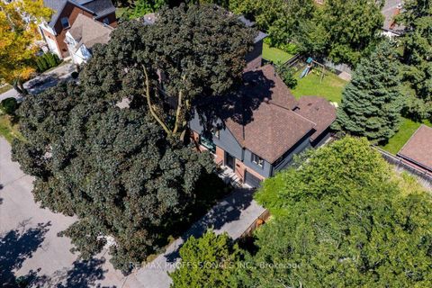 Photo 46 at 4 Winston Grove, Queensway, Toronto