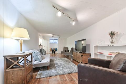 Photo 24 at 292 Glebemount Avenue, East York, Toronto