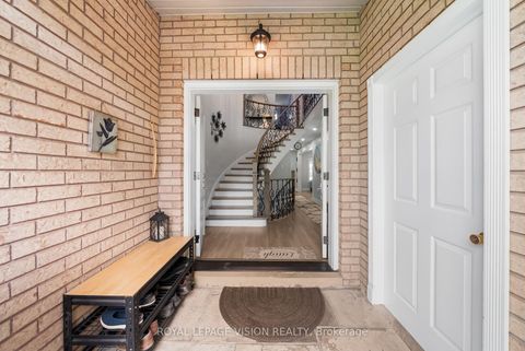 Photo 2 at 5 Anson Avenue, Cliffcrest, Toronto