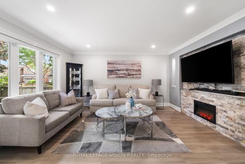 Photo 12 at 5 Anson Avenue, Cliffcrest, Toronto