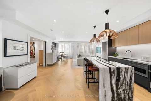 Photo 13 at 716 - 20 Scrivener Square, Moore Park, Toronto