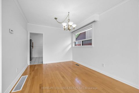 Photo 9 at 9 Moorecroft Crescent, Ionview, Toronto