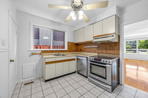 Photo 14 at 9 Moorecroft Crescent, Ionview, Toronto