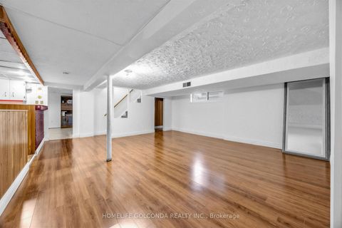 Photo 24 at 9 Moorecroft Crescent, Ionview, Toronto
