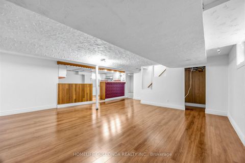 Photo 25 at 9 Moorecroft Crescent, Ionview, Toronto