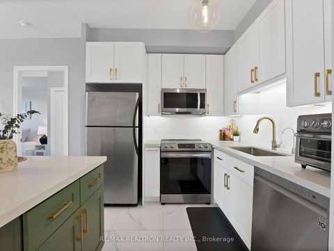 Photo 5 at 707 - 133 Wynford Drive, Don Mills, Toronto