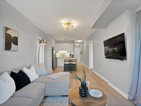 Photo 11 at 707 - 133 Wynford Drive, Don Mills, Toronto