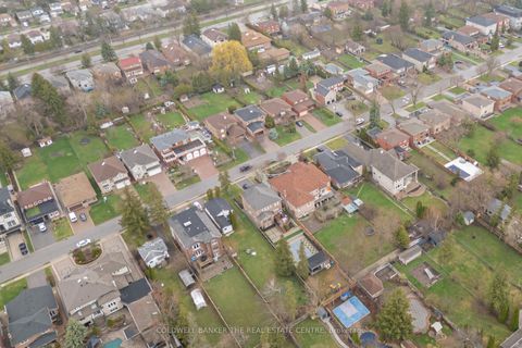 Photo 10 at 99 Spruce Avenue, South Richvale, Richmond Hill