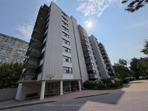 Photo 0 at 1005 - 2500 Bridletowne Circle, L'Amoreaux, Toronto