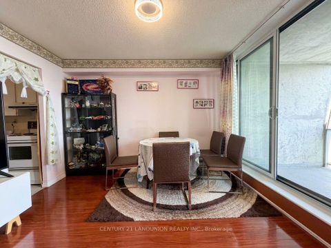 Photo 5 at 1005 - 2500 Bridletowne Circle, L'Amoreaux, Toronto