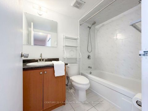 Photo 16 at 1005 - 2500 Bridletowne Circle, L'Amoreaux, Toronto