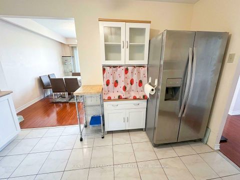 Photo 20 at 1005 - 2500 Bridletowne Circle, L'Amoreaux, Toronto