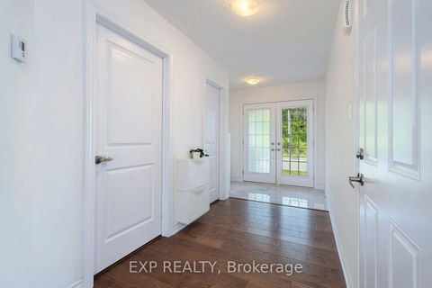 Photo 2 at 106 Mabern Street, Rural Barrie Southwest, Barrie