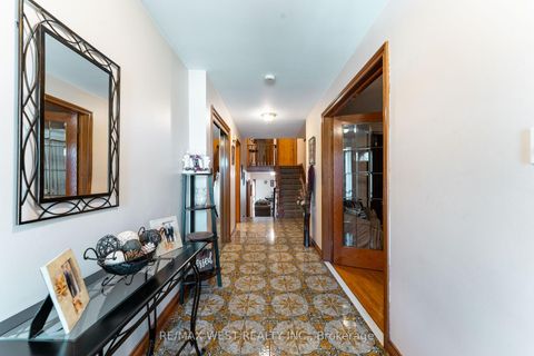 Photo 4 at 25A St Andrews Boulevard, The Westway, Toronto
