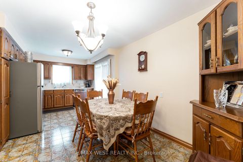 Photo 9 at 25A St Andrews Boulevard, The Westway, Toronto