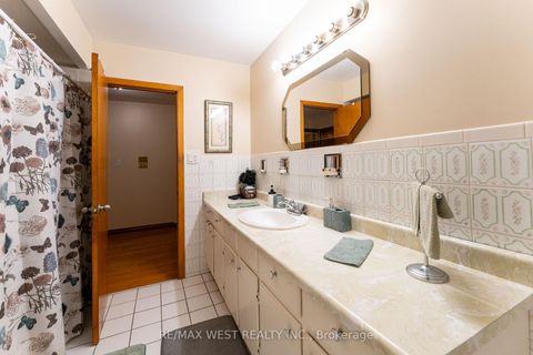 Photo 16 at 25A St Andrews Boulevard, The Westway, Toronto