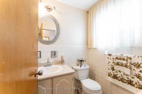 Photo 19 at 25A St Andrews Boulevard, The Westway, Toronto