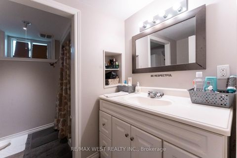 Photo 33 at 25A St Andrews Boulevard, The Westway, Toronto