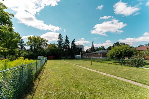 Photo 43 at 25A St Andrews Boulevard, The Westway, Toronto