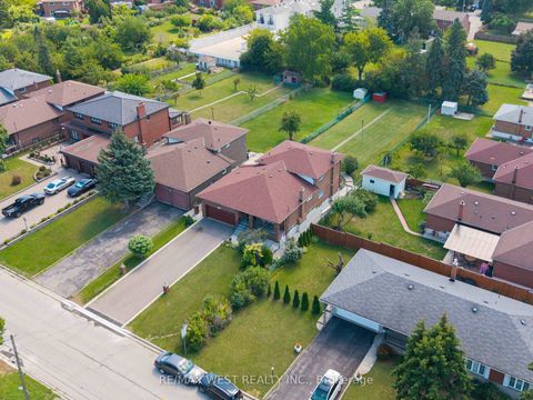 Photo 45 at 25A St Andrews Boulevard, The Westway, Toronto