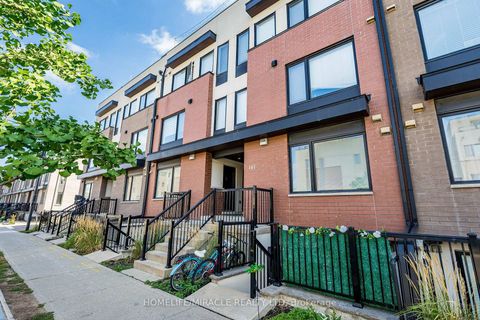 Photo 3 at 8 - 161 William Duncan Road, CFB, Toronto