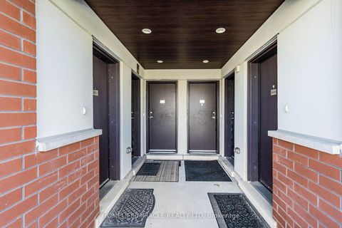 Photo 6 at 8 - 161 William Duncan Road, CFB, Toronto