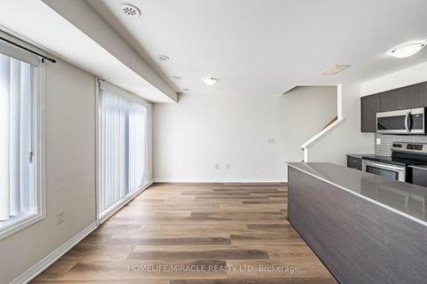 Photo 12 at 8 - 161 William Duncan Road, CFB, Toronto
