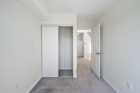 Photo 25 at 8 - 161 William Duncan Road, CFB, Toronto