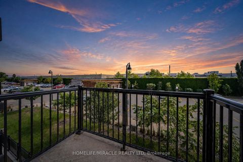 Photo 39 at 8 - 161 William Duncan Road, CFB, Toronto