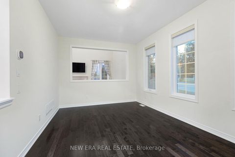 Photo 7 at 2 Lady Valentina Avenue, Patterson, Vaughan