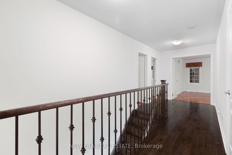 Photo 16 at 2 Lady Valentina Avenue, Patterson, Vaughan