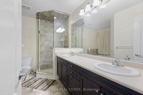 Photo 23 at 2 Lady Valentina Avenue, Patterson, Vaughan