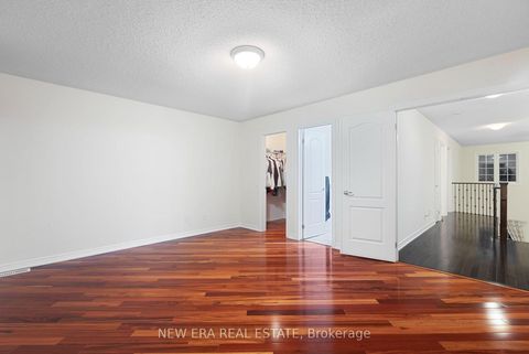 Photo 24 at 2 Lady Valentina Avenue, Patterson, Vaughan
