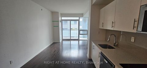 Photo 2 at 632 - 460 Adelaide Street E, Moss Park, Toronto