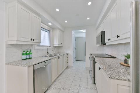 Photo 13 at 16 Squires Avenue, Parkview, Toronto